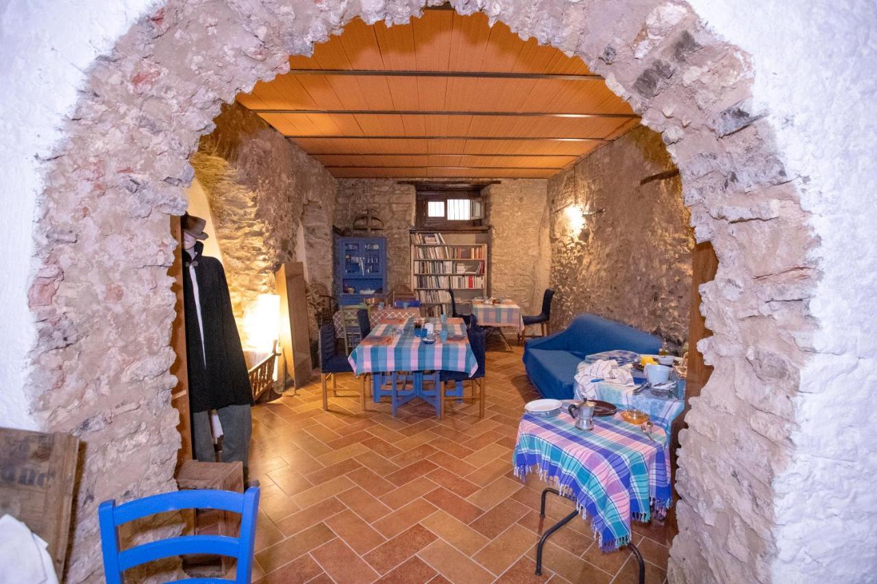 La Casa Sul Blu Albergo Diffuso Пискиота Екстериор снимка