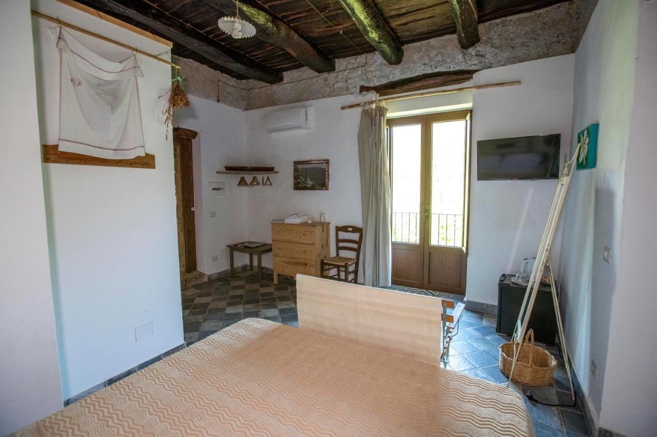 La Casa Sul Blu Albergo Diffuso Пискиота Екстериор снимка