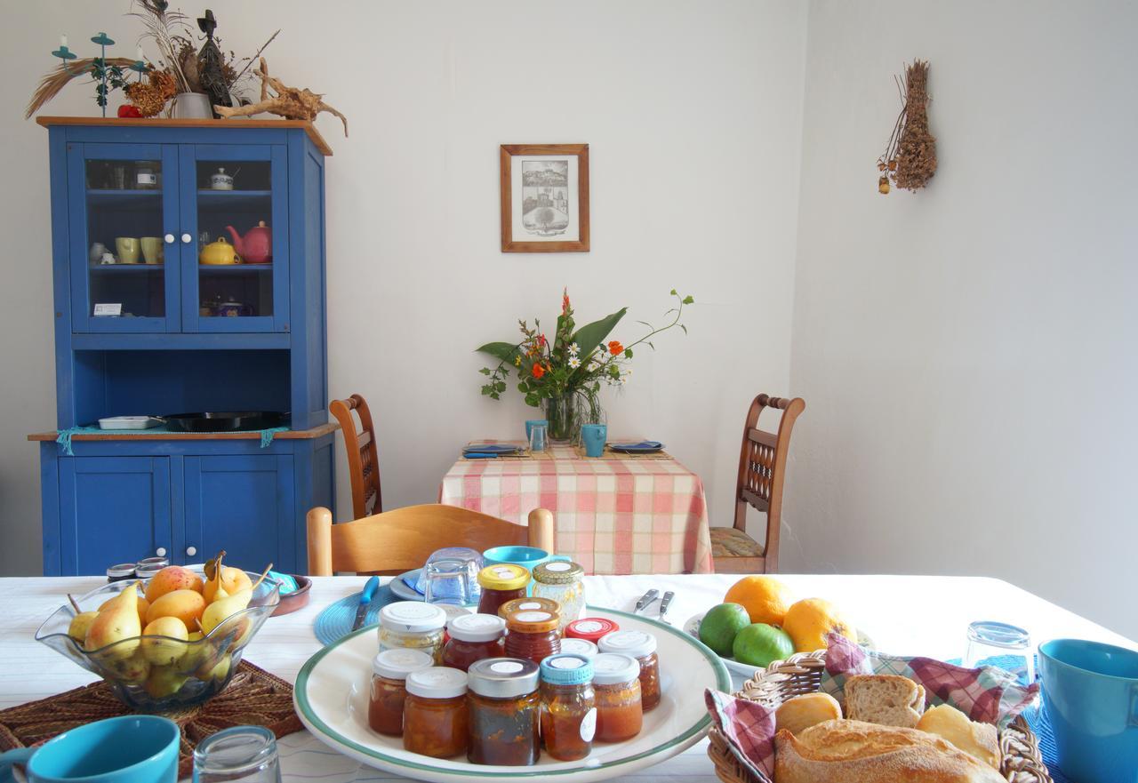 La Casa Sul Blu Albergo Diffuso Пискиота Екстериор снимка